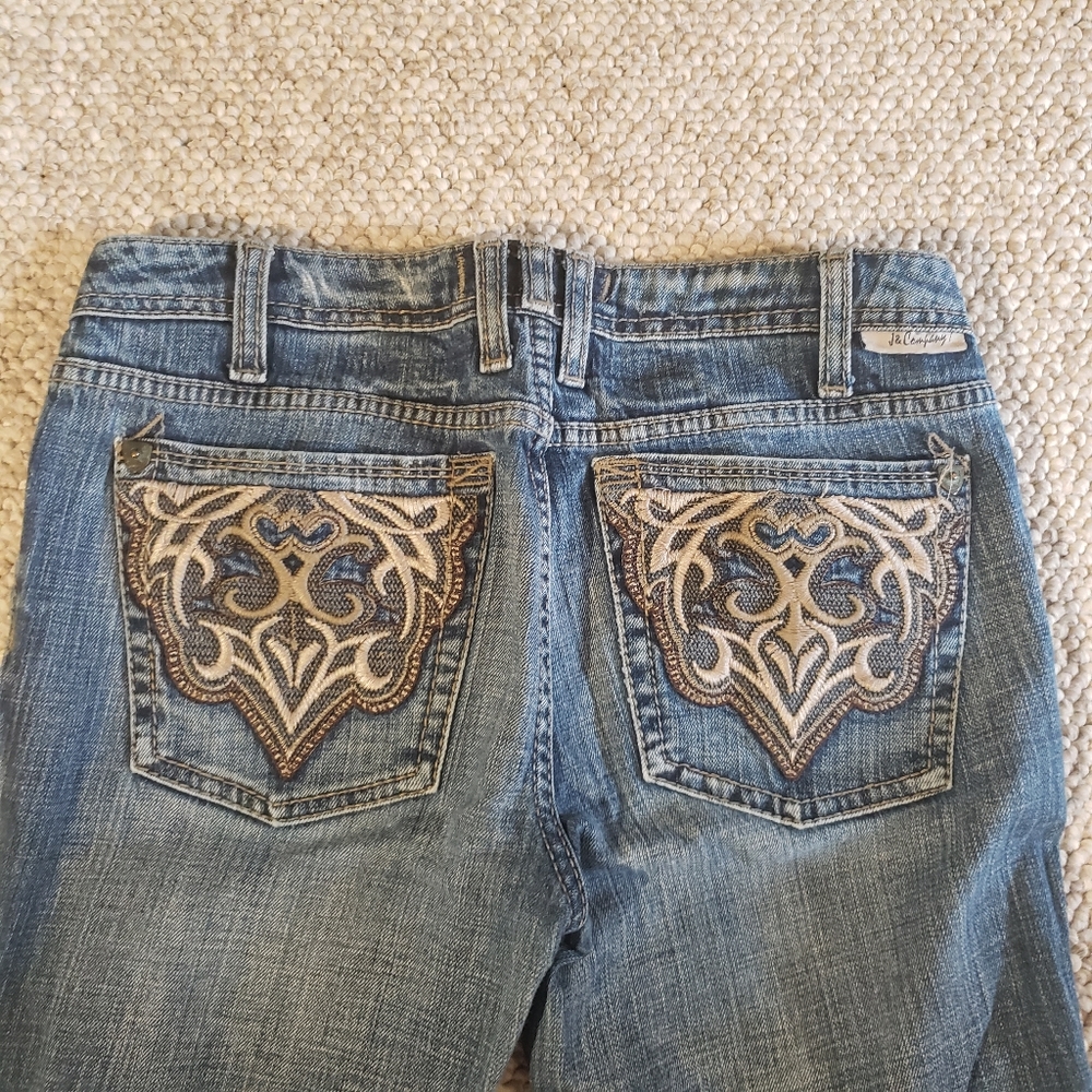 J&Company Slim leg Size 28 Jeans